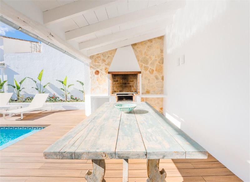 Boyta: 135 m² Sovrum: 3  - Charmigt, ljust hus med pool i Sol de Mallorca #2021127 - 2