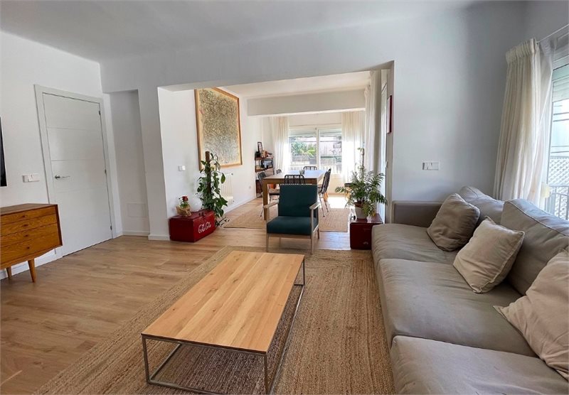 Boyta: 140 m² Sovrum: 3  - Ljus, renoverad lägenhet i San Agustin #2121130 - 2