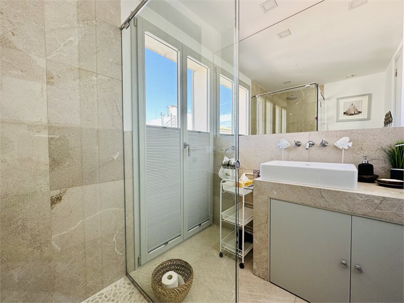 Living area: 172 m² Bedrooms: 3  - Beautiful toiwnhouse with private pool and à rolf terrace with seaview, Porto Colom #2511139 - 10