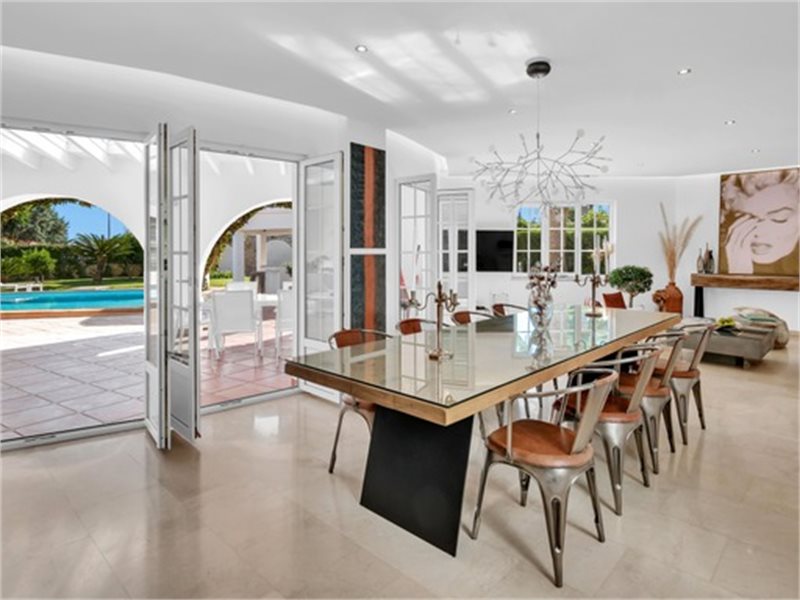 Living area: 593 m² Bedrooms: 6  - Fantastic Ibizan styled villa with sea view, pool and holiday licence in Sol de Mallorca #1021142 - 12