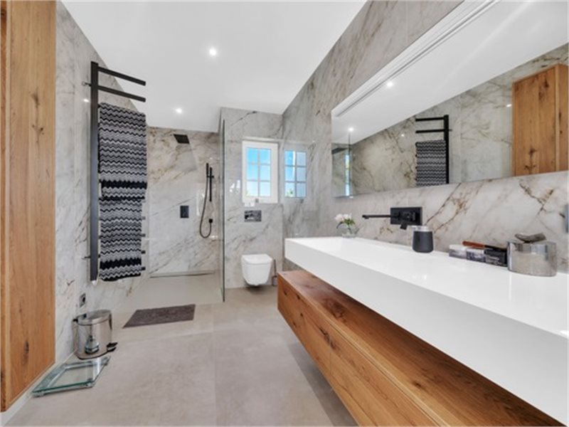 Living area: 593 m² Bedrooms: 6  - Fantastic Ibizan styled villa with sea view, pool and holiday licence in Sol de Mallorca #1021142 - 18