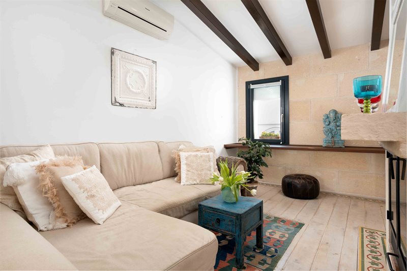 Boyta: 100 m² Sovrum: 2  - Charmigt townhouse med takterrass i Santa  Catalina, Palma #1121150 - 9