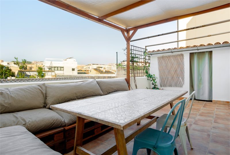 Boyta: 110 m² Sovrum: 2  - Charmig lägenhet med privat takterrass i Son Espanyolet, Palma #2121153 - 12