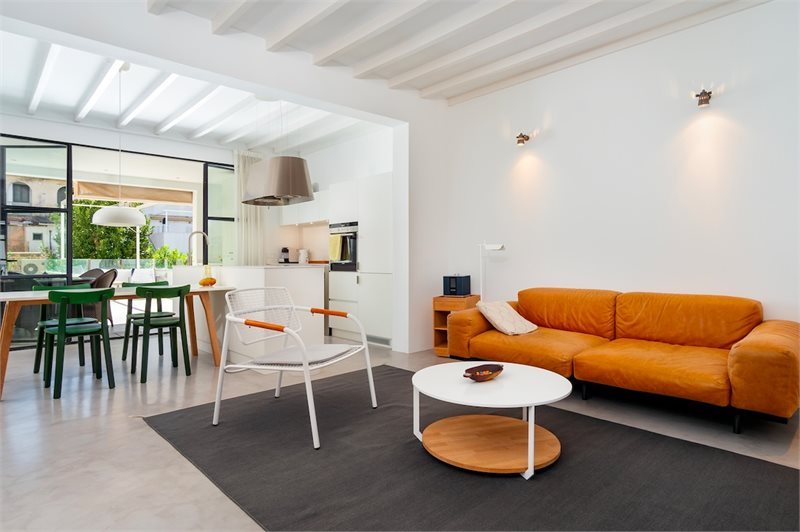 Living area: 96 m² Bedrooms: 2  - Charming ,bright apartment with Large Terrace in Santa Catalina, Palma #2121155 - 9