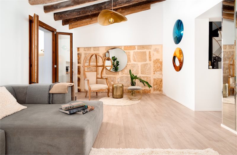 Living area: 170 m² Bedrooms: 2  - Fantastic townhouse with patio and roof terrace in Santa Catalina, Palma #2121156 - 4