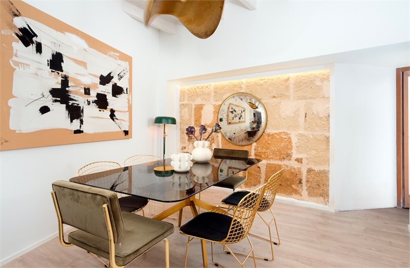 Living area: 170 m² Bedrooms: 2  - Fantastic townhouse with patio and roof terrace in Santa Catalina, Palma #2121156 - 7