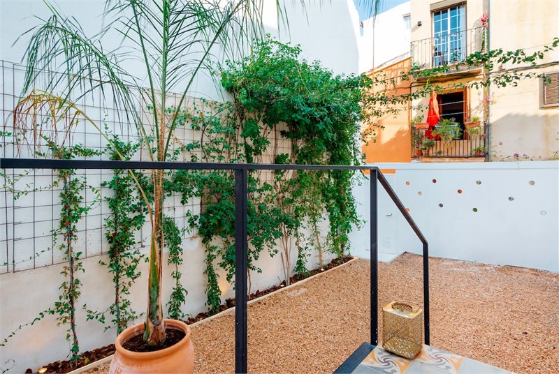 Living area: 170 m² Bedrooms: 2  - Fantastic townhouse with patio and roof terrace in Santa Catalina, Palma #2121156 - 15