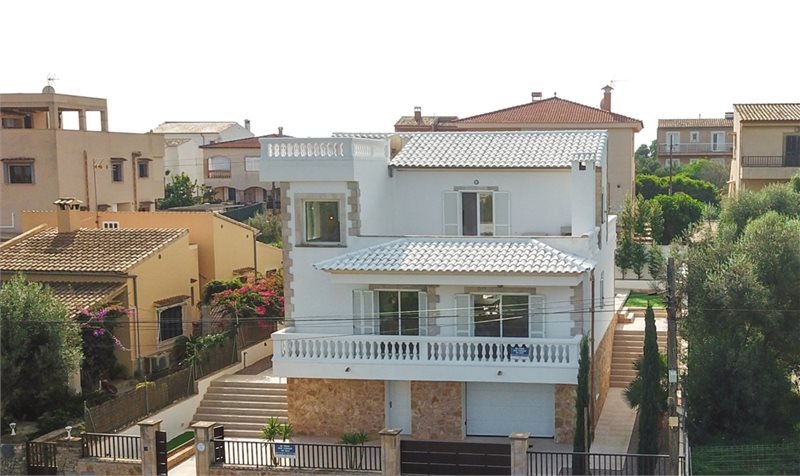 Boyta: 182 m² Sovrum: 3  - Modernt hus med pool och garage i Porta Colom #2511158 - 2