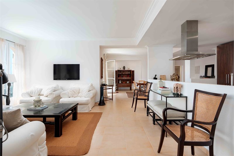 Bedrooms: 4  - Beautiful penthouse with roof terrace and seaview in Cala Mayor, Palma #2121166 - 12