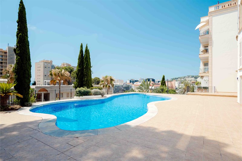 Bedrooms: 4  - Beautiful penthouse with roof terrace and seaview in Cala Mayor, Palma #2121166 - 19