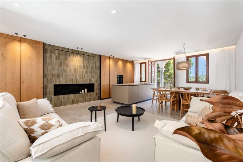 Living area: 225 m² Bedrooms: 4  - Outstanding townhouse in old town, Porto Colom #2511169 - 8