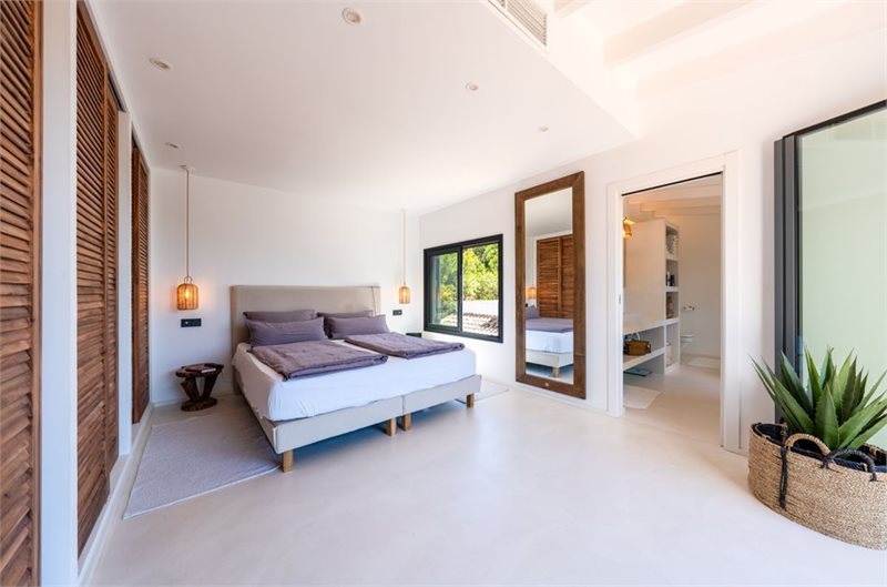 Living area: 214 m² Bedrooms: 3  - Fantastic semi-detached villa with sea views and rental license in Porto Colom #2511168 - 7