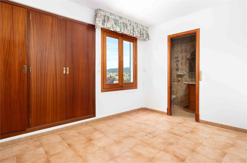 Living area: 352 m² Bedrooms: 4  - Charming House with Private Pool and Several Terraces in Establiments #2121171 - 7