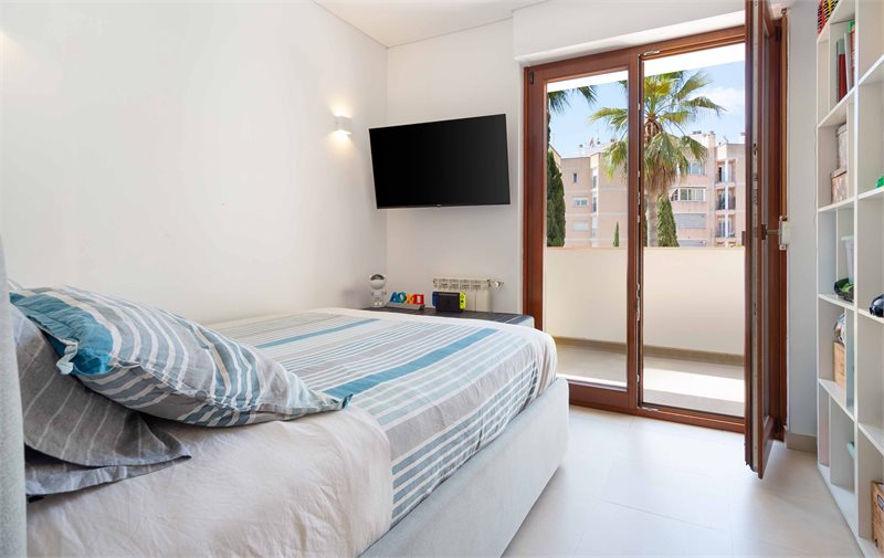 Boyta: 122 m² Sovrum: 3  - Ljus modern marklägenhet med egen trädgård i San Agustin #2121172 - 10