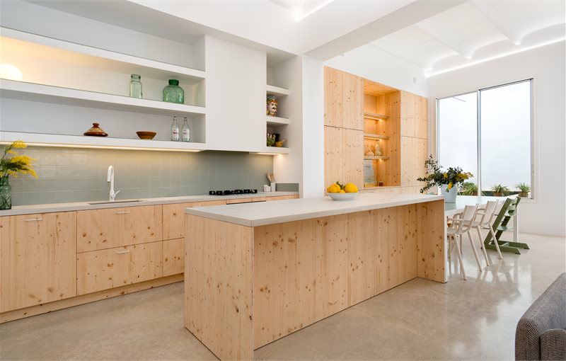 Living area: 152 m² Bedrooms: 2  - Renovated Apartment with Patio, Pool & Garage,  Palma City Center #2121177 - 5