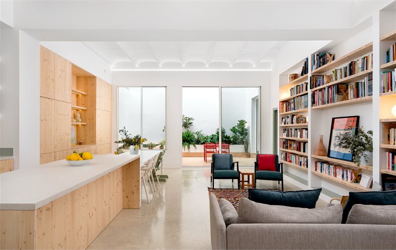 Living area: 152 m² Bedrooms: 2  - Renovated Apartment with Patio, Pool & Garage,  Palma City Center #2121177 - 6