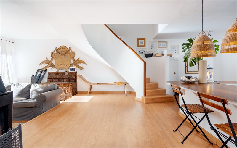 Living area: 135 m² Bedrooms: 4  - Wonderful Duplex with Terrace & Garden, La Bonanova #2121178 - 2