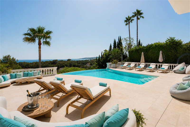 Boyta: 607 m² Sovrum: 5  - Elegant villa med havsutsikt i Bendinat #1121193 - 15