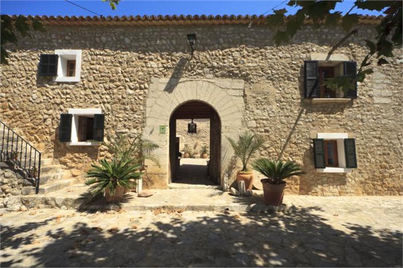 Boyta: 1 075 m² Sovrum: 6  - Finca i Alaro #17524 - 7